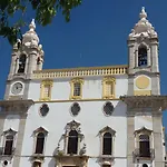 Capitao Mor Гостевой дом Фару